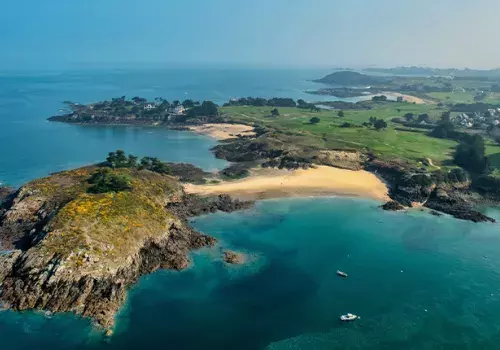 Explorer la Bretagne grâce aux campings Siblu